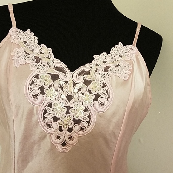 Xs Fredricks of Hollywood shimmering pearl & seq - Picture 2 of 8